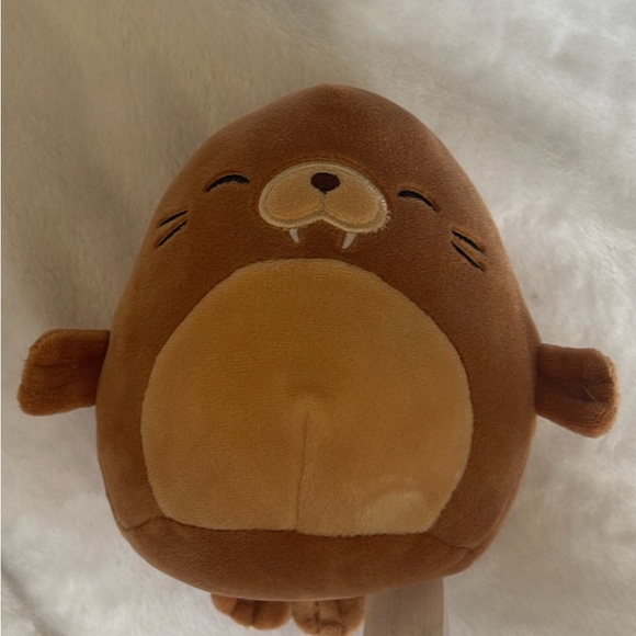 Bundle of 8 6” squishmellows :) Sea themed - Picture 8 of 9